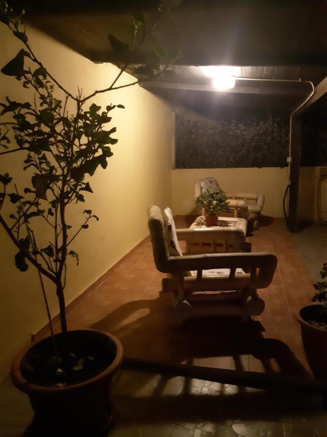 Affittacamere Da Antonella Posada  Buitenkant foto