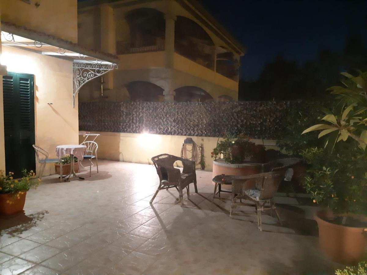 Affittacamere Da Antonella Posada  Buitenkant foto