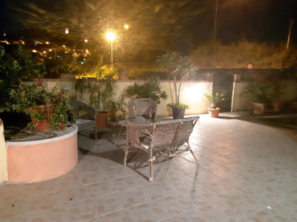 Affittacamere Da Antonella Posada  Buitenkant foto